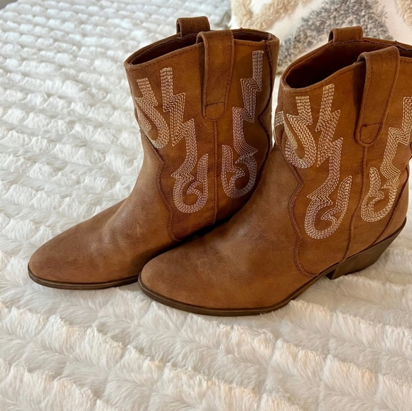 Rampage Shoes - Cowgirl Boots Rampage Ladies Boots Rampage Black Cowboy Boots 9